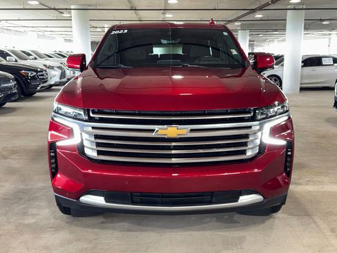 Used 2023 Chevrolet Tahoe High Country RWD image 3