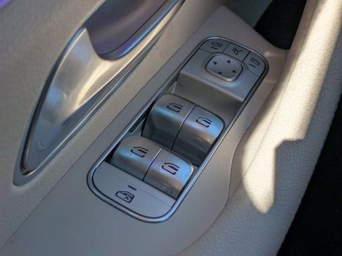 Used 2022 Mercedes-Benz GLE 450 4MATIC image 21