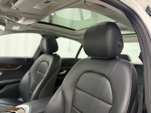 Used 2017 Mercedes-Benz C 300 4MATIC Sedan image 14