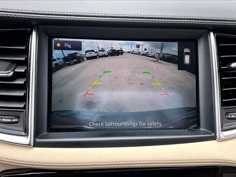 Used 2020 INFINITI QX50 Luxe w/ Navigation Package FWD image 27