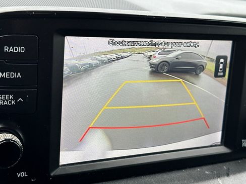 Used 2019 Hyundai Santa Fe SE image 21