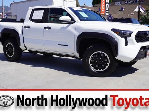 Certified 2025 Toyota Tacoma TRD Off-Road w/ TRD Off Road Upgrade Package AWD/4WD image 1