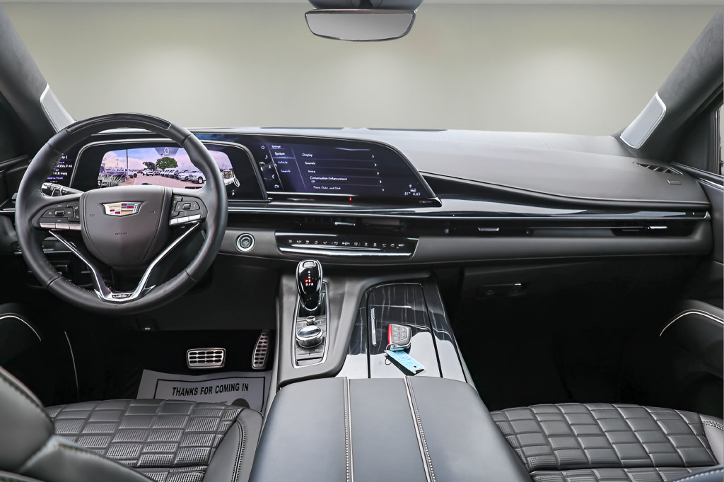 Used 2024 Cadillac Escalade V AWD/4WD image 18