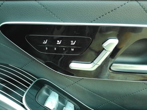 Used 2022 Mercedes-Benz S 580 4MATIC Sedan image 29