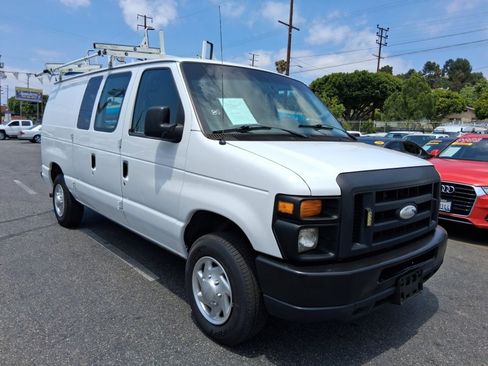 Used 2014 Ford E-150 and Econoline 150 w/ Power Group RWD image 1