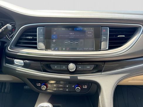 Used 2020 Buick Enclave Essence w/ Trailering Package, 5000 lbs. AWD/4WD image 31