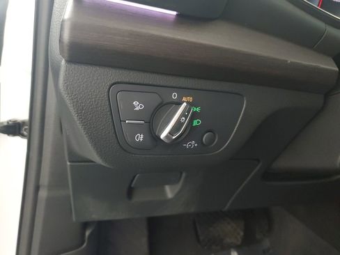 Certified 2025 Audi Q5 2.0T Premium Plus image 14