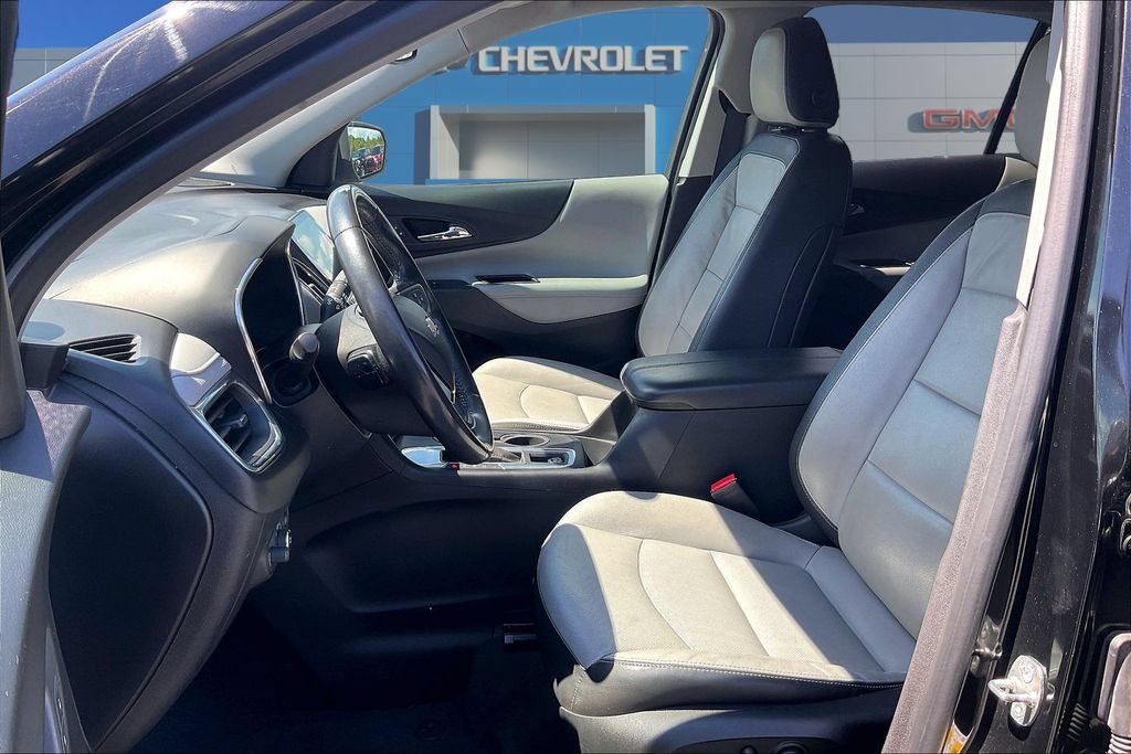 Used 2020 Chevrolet Equinox Premier FWD image 21