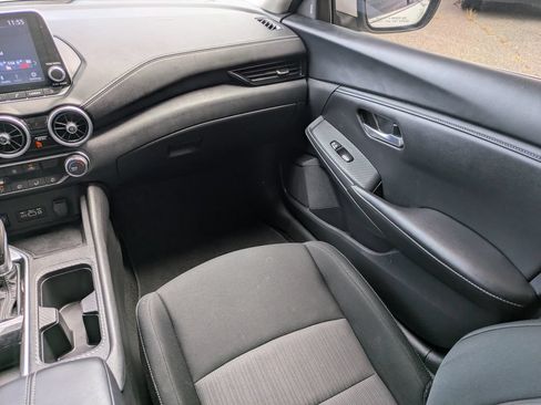 Certified 2025 Nissan Sentra SV FWD image 16