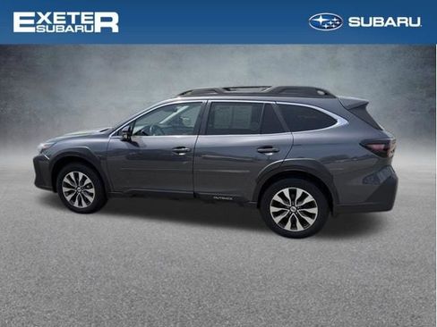 Used 2023 Subaru Outback Limited AWD/4WD image 6