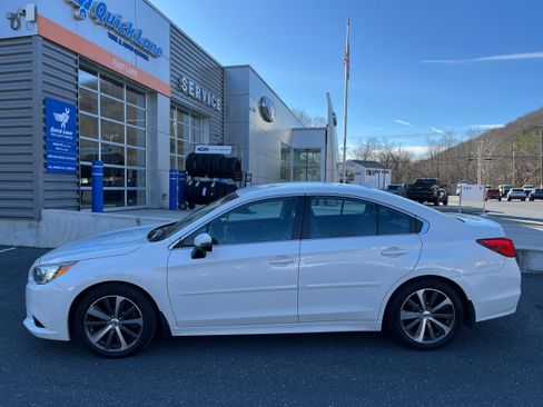 Used 2016 Subaru Legacy 3.6R Limited image 6