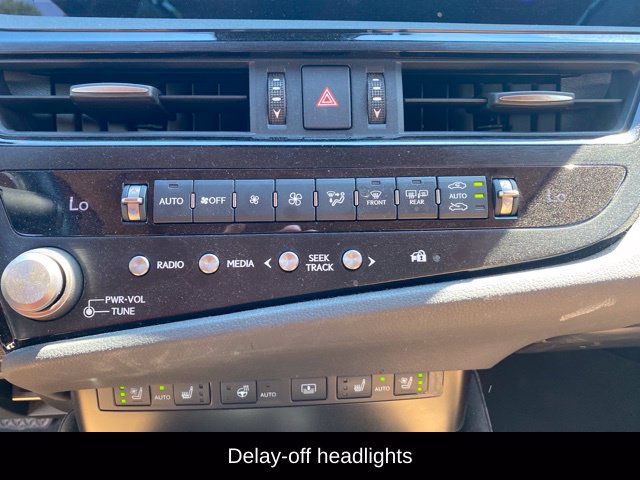 Used 2024 Lexus ES 350 Ultra Luxury w/ Accessory Package (Z2) FWD image 18