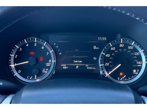 Used 2023 Toyota Highlander LE image 29