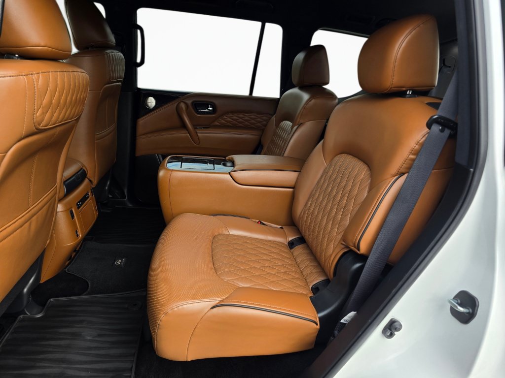 Used 2024 INFINITI QX80 Sensory w/ Cargo Package AWD/4WD image 18