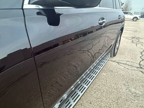 Used 2021 Mercedes-Benz GLS 450 4MATIC image 9