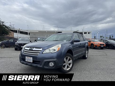 Used 2014 Subaru Outback 2.5i Premium image 1