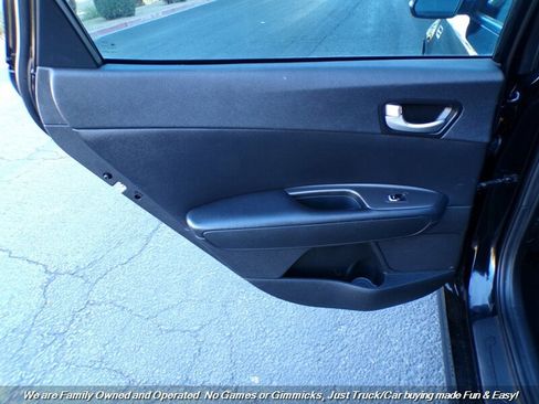 Used 2018 Kia Optima S w/ Panoramic Sunroof Package image 18