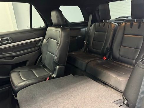 Used 2017 Ford Explorer Sport w/ Equipment Group 401A image 32