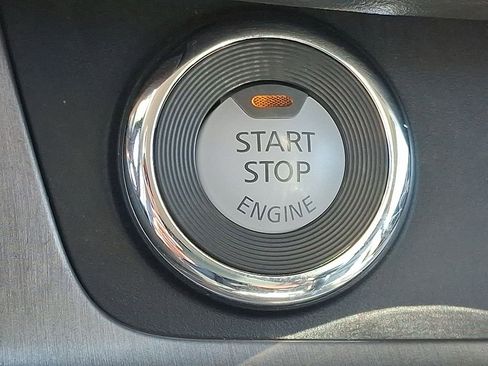 Used 2023 Nissan Murano SV w/ SV Midnight Edition Package image 23