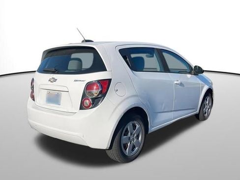 Used 2015 Chevrolet Sonic LS image 3