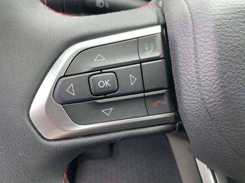 Used 2024 Jeep Compass Trailhawk AWD/4WD image 30