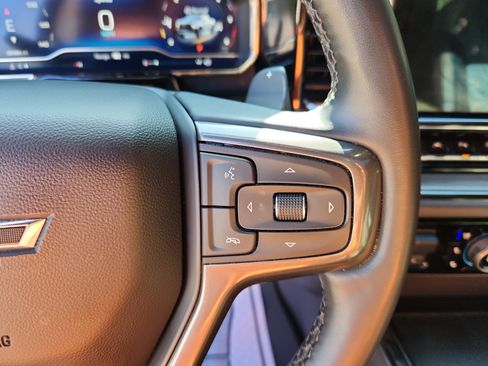 Used 2024 Chevrolet Silverado 1500 ZR2 w/ Technology Package image 30