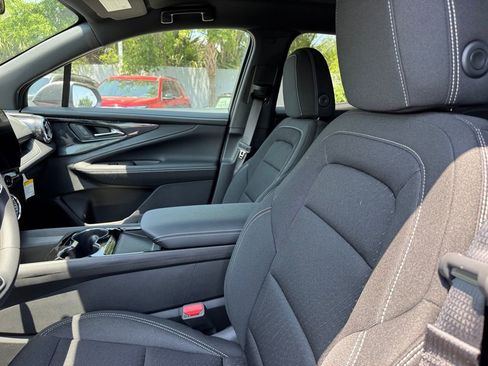 New 2025 Chevrolet Blazer EV LT image 28