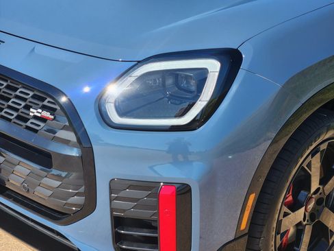 Used 2025 MINI Cooper Countryman John Cooper Works AWD/4WD image 9