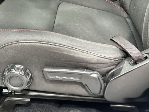 Used 2021 Jeep Wrangler Unlimited Rubicon w/ Cold Weather Group image 12