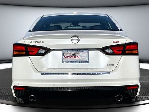 Certified 2023 Nissan Altima 2.5 SR w/ SR Premium Package image 5