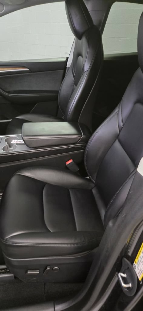 Used 2024 Tesla Model Y Long Range AWD/4WD image 9