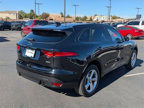 Used 2020 Jaguar F-PACE Premium image 6