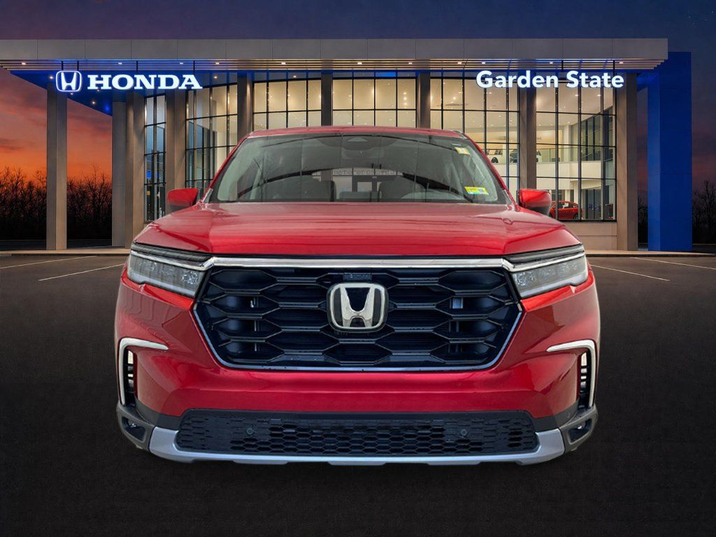 Used 2025 Honda Pilot EX-L image 10