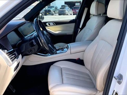 Used 2019 BMW X5 xDrive40i w/ M Sport Package AWD/4WD image 27