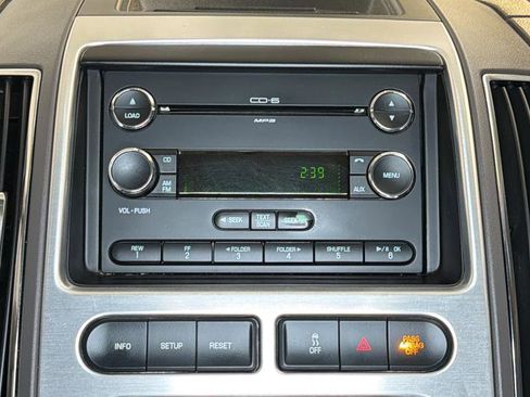 Used 2010 Ford Edge Limited image 25