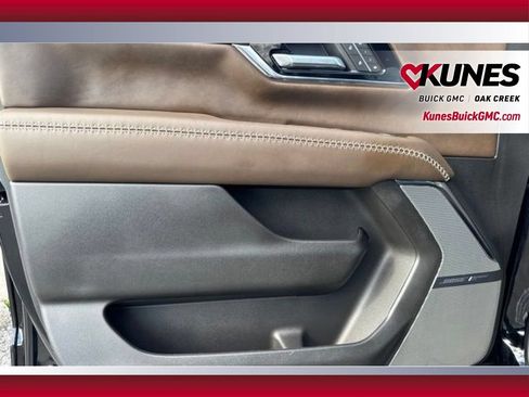 Used 2026 GMC Yukon XL Denali Ultimate w/ LPO, Floor Liner Package AWD/4WD image 31