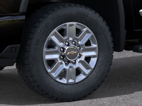 New 2026 Chevrolet Silverado 3500 High Country w/ High Country Premium Package AWD/4WD image 9
