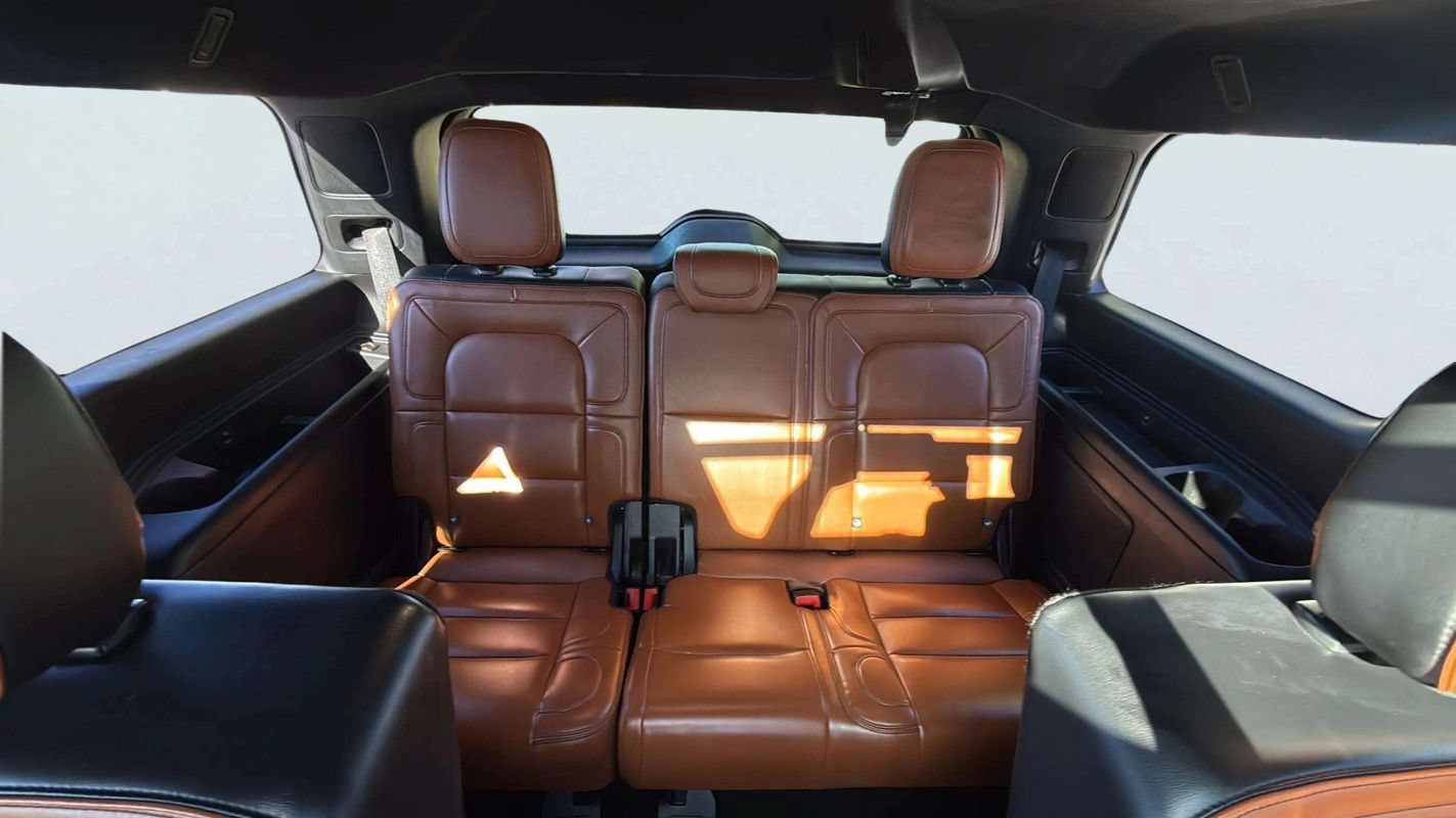 Used 2019 Lincoln Navigator Reserve w/ Cargo Package AWD/4WD image 23