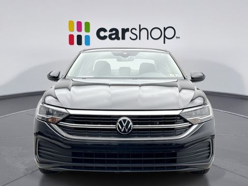 Used 2023 Volkswagen Jetta SE FWD image 8