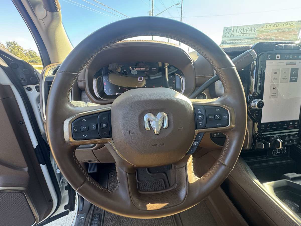 Used 2024 RAM 2500 Limited w/ Safety Group AWD/4WD image 14