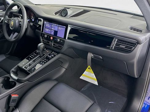 New 2026 Porsche Macan S image 29