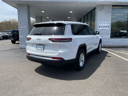 Used 2025 Jeep Grand Cherokee L Laredo AWD/4WD image 5