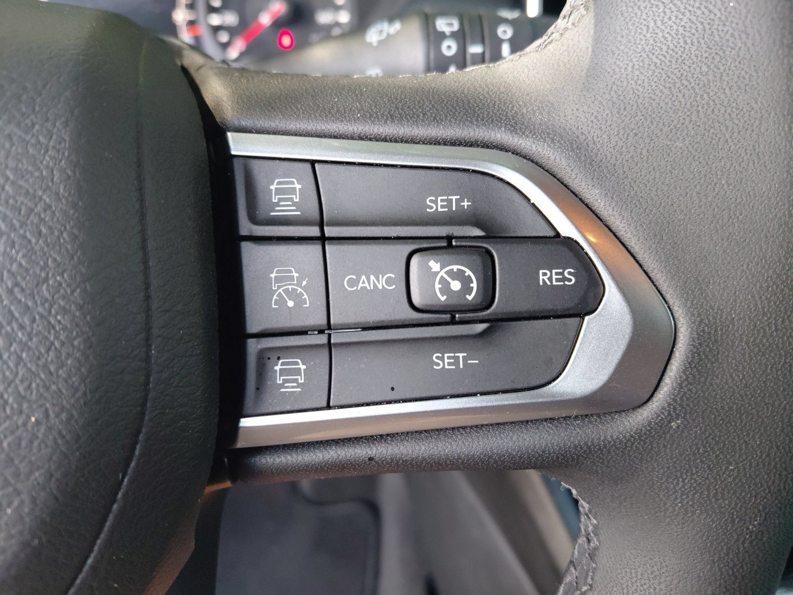 Used 2026 Jeep Compass Limited AWD/4WD image 6