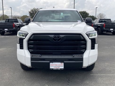 New 2026 Toyota Tundra SR5 image 2