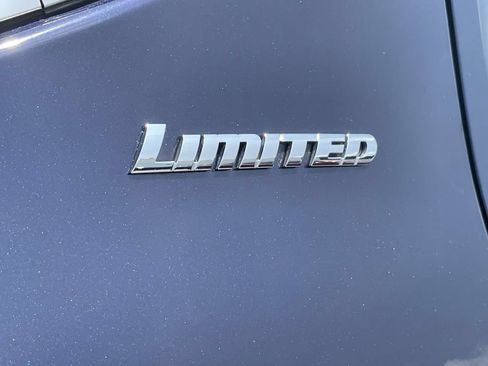 Used 2023 Toyota Tundra Limited AWD/4WD image 12