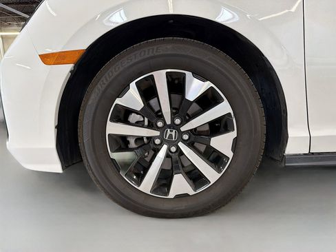 Used 2025 Honda Odyssey EX-L image 34