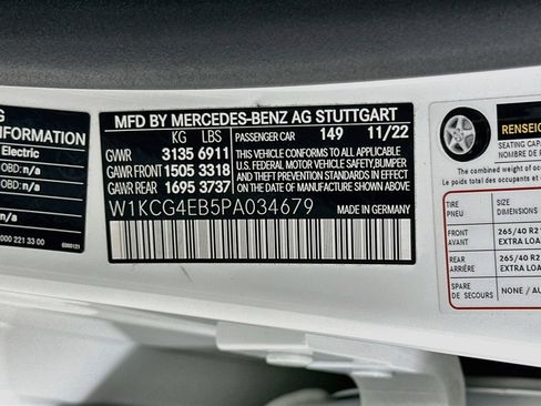Used 2023 Mercedes-Benz EQS 580 4MATIC Sedan image 34