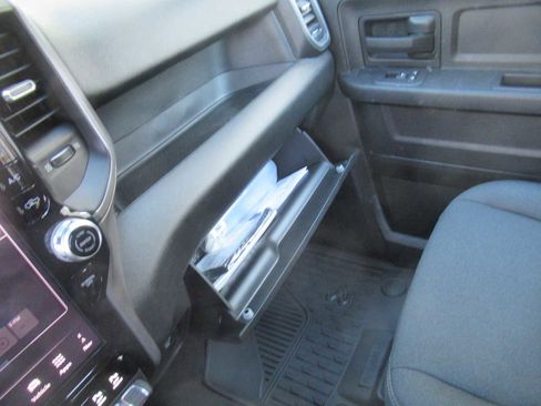 New 2026 RAM 3500 Tradesman image 39