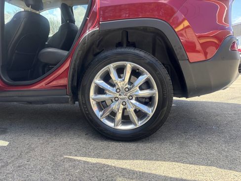 Used 2014 Jeep Cherokee Limited w/ Technology Group image 16