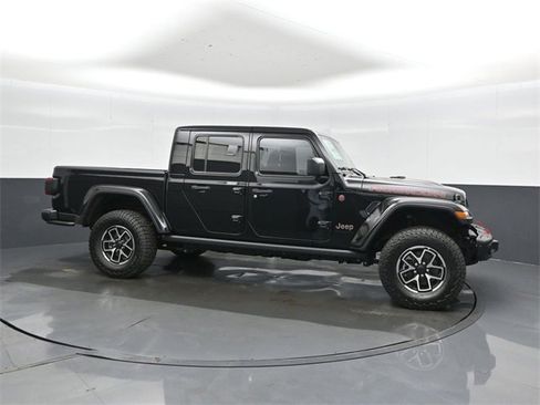 New 2025 Jeep Gladiator Rubicon image 3
